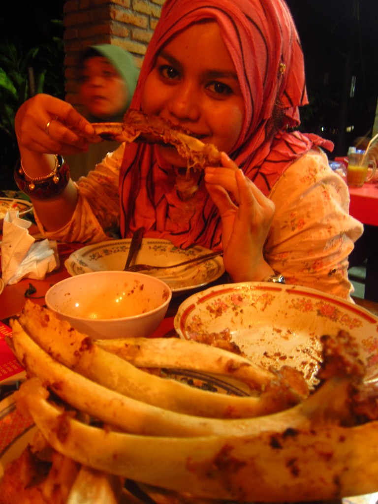 makanan-halal-mas-1