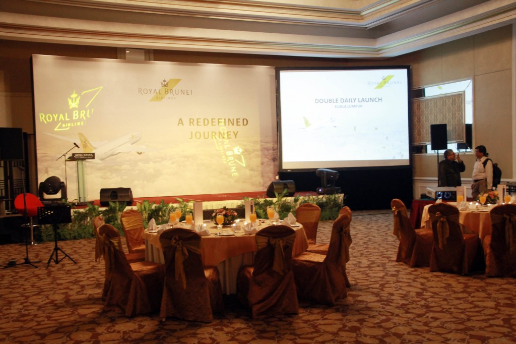 royal-brunei-airline-cocktail-1